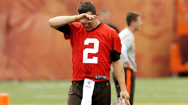 cleveland-browns-handling-johnny-manziel.jpg
